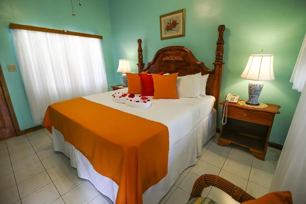 Rayon Hotel Negril 4*,