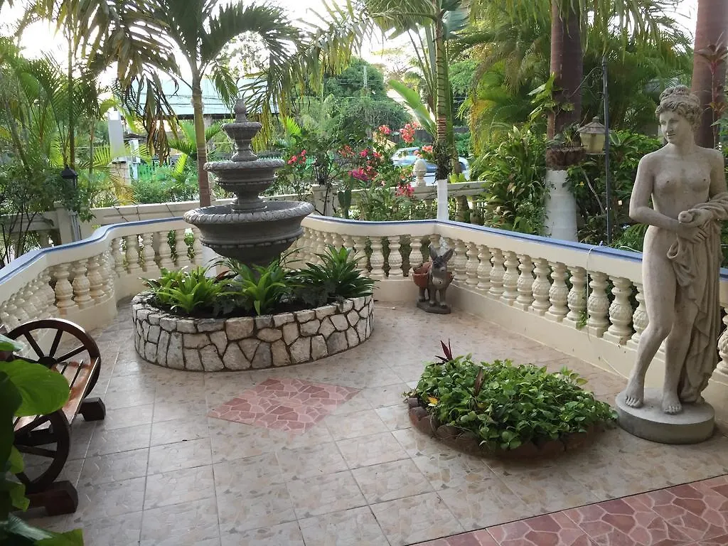 Rayon Hotel Negril