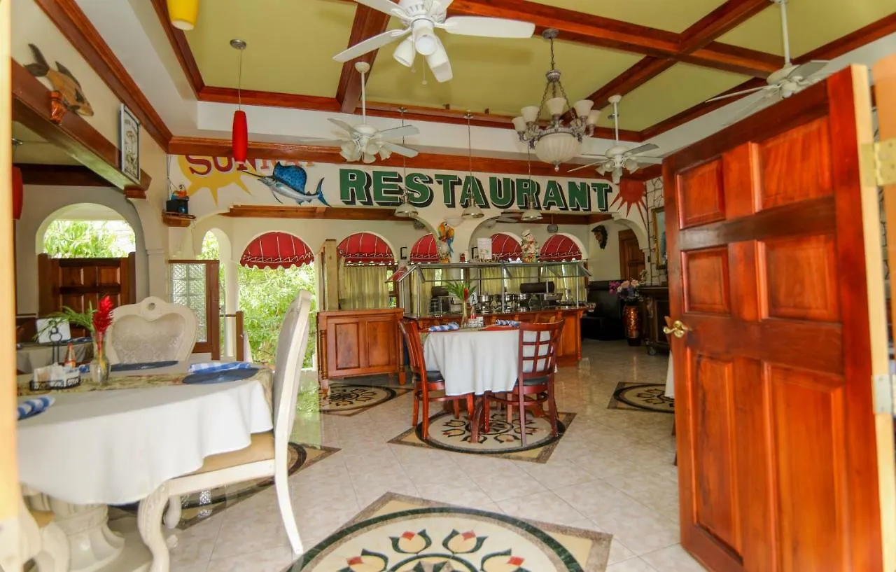 Rayon Hotel Negril