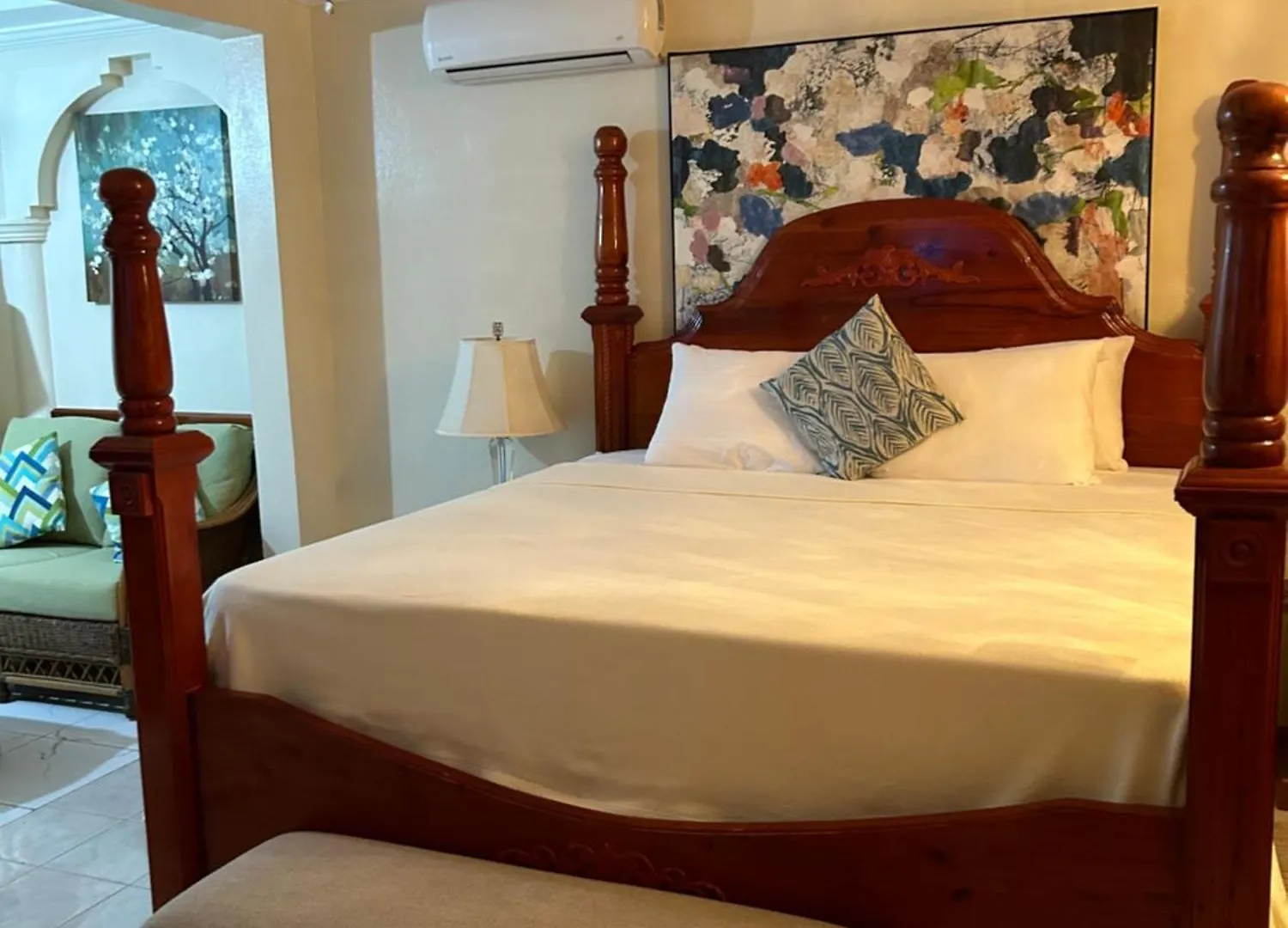 Rayon Hotel Negril